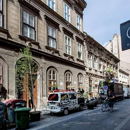 Narnia At Szimpla Kert *