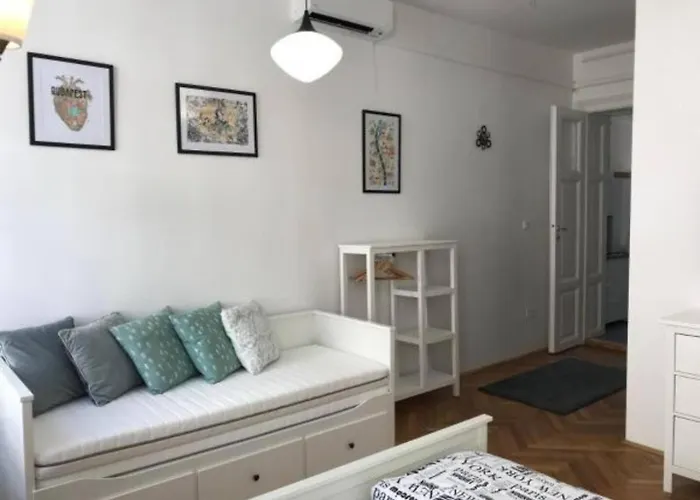 Narnia At Szimpla Kert Appartement